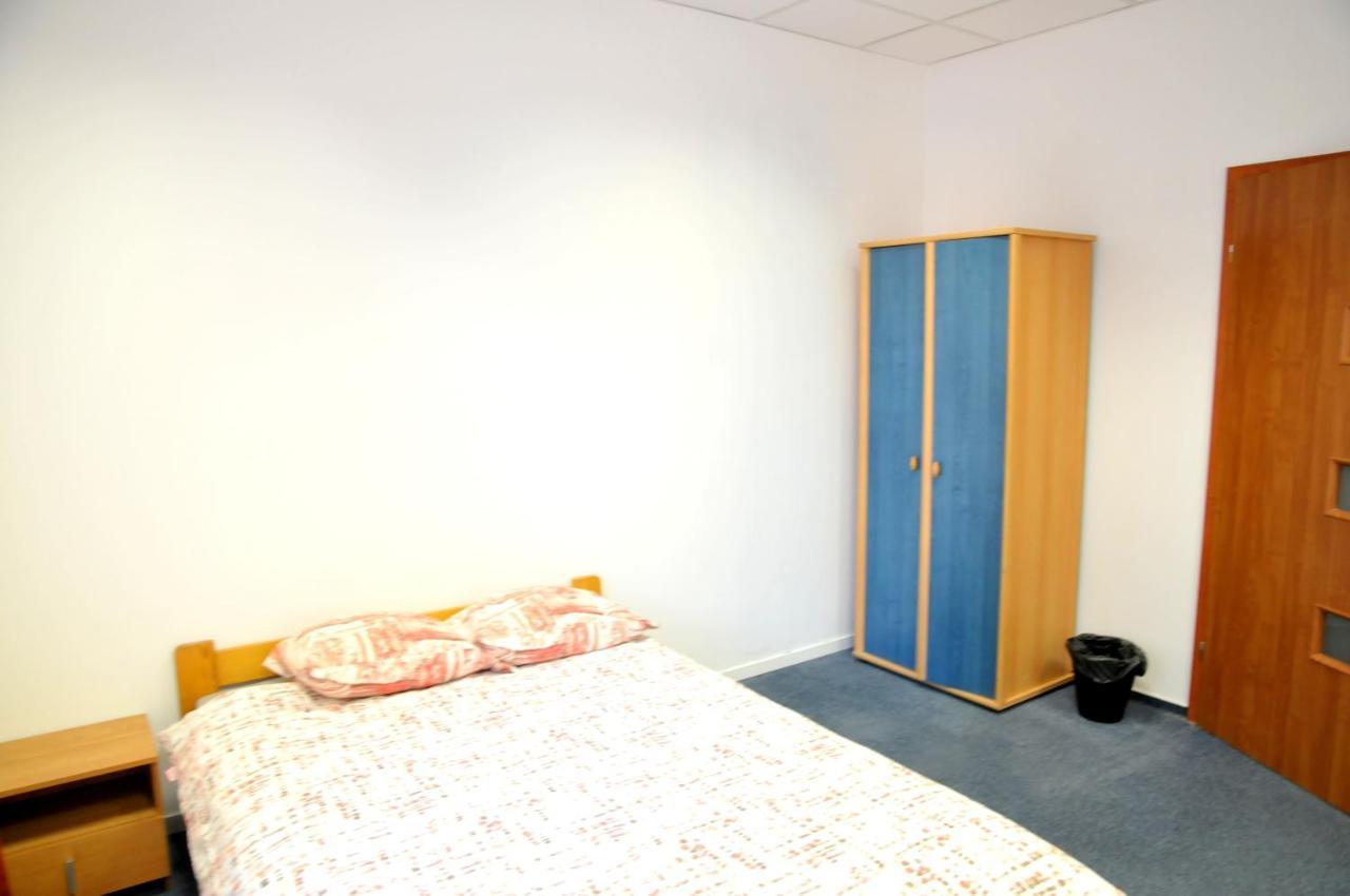 Economic Rooms- 24H Self Check-In - Poznan — Zdjęcia 3