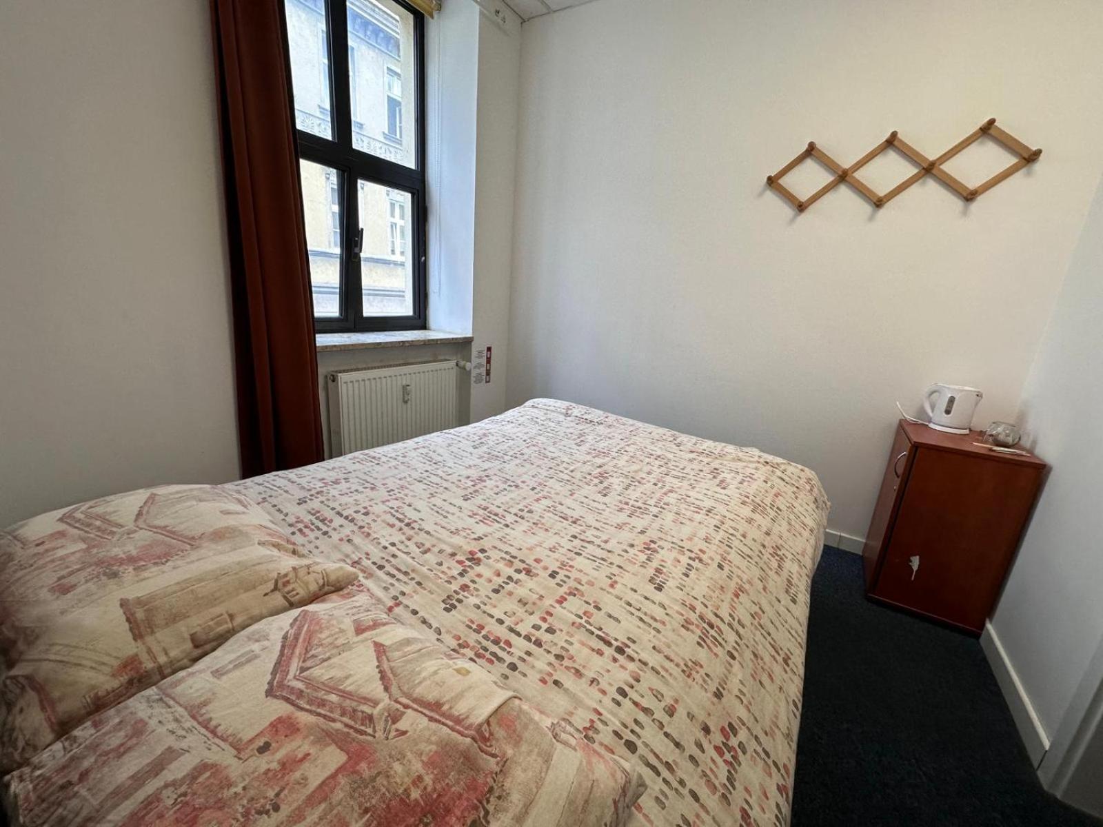 Economic Rooms- 24H Self Check-In - Poznan, Poznan